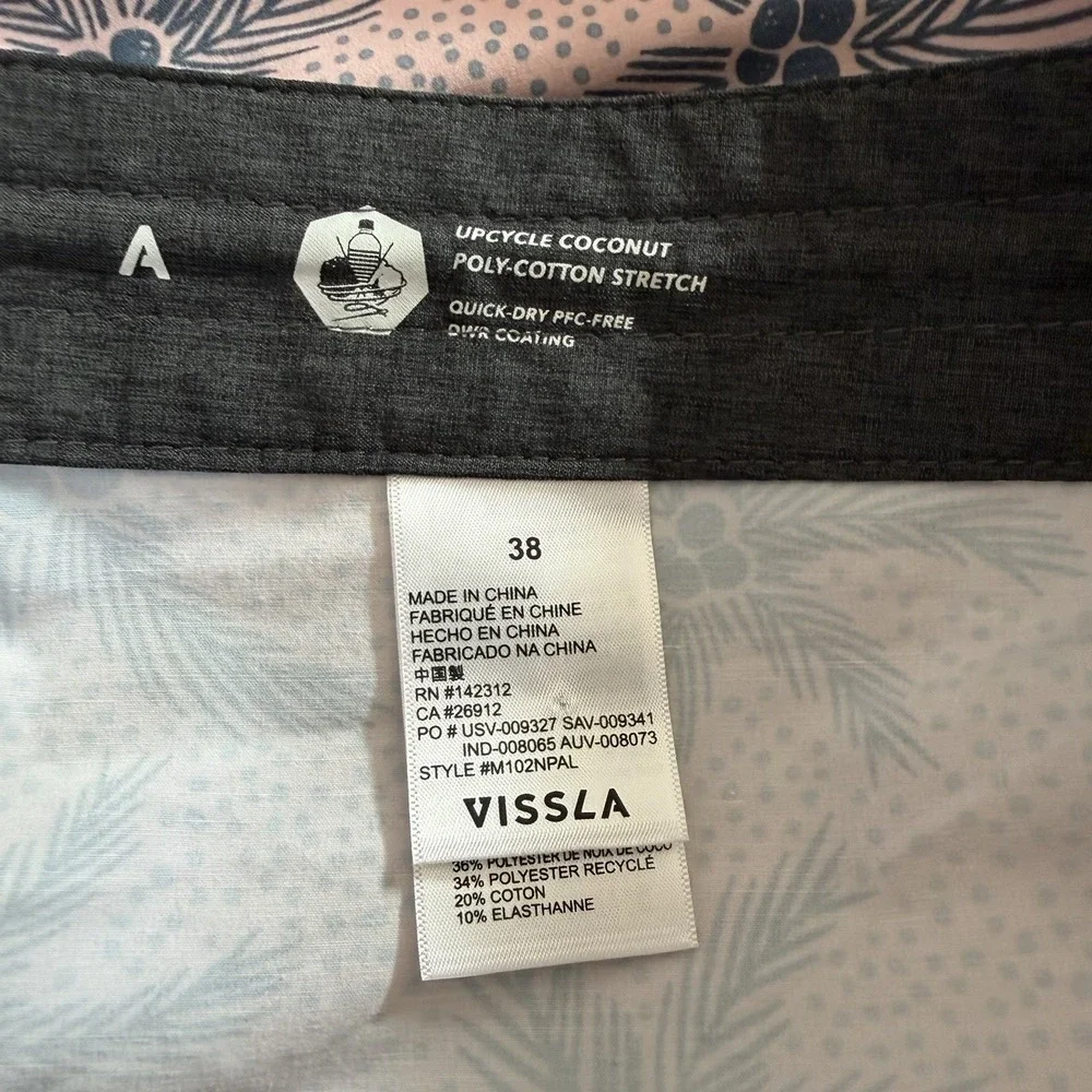 Vissla‎ Mens Floral Tropical Board Shorts Size 38 Swim Trunks Quick Dry Stretch